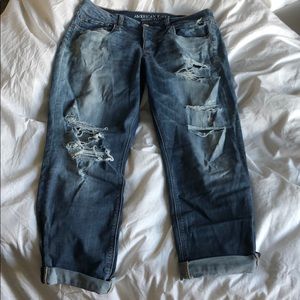 American eagle tomgirl jeans